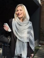 مدلهای متنوع شال حریر نخی آلیس برای ایجاد استایل خاص و راحت