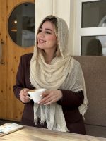 خرید شال کنفی تیارا، مناسب برای مهمانیهای تابستانی