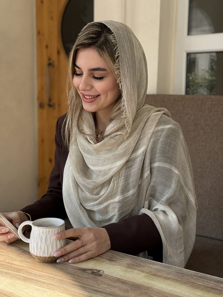 خرید شال نخی گونش خنک و سبک برای تابستان