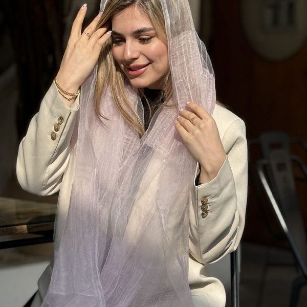 خرید شال دو‌لایه نخی حریر شیشه‌ای با طراحی خاص و کیفیت عالی