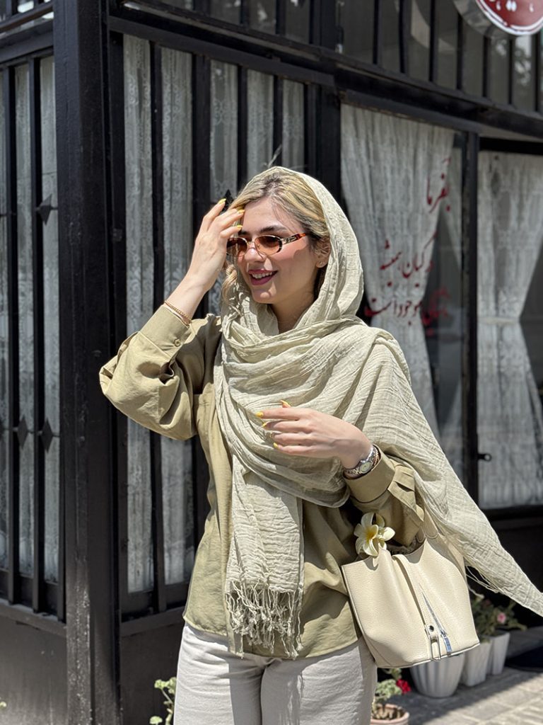 شال نخی کایرا مناسب فصل بهار و تابستان