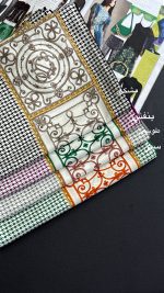 شال طرحدار ابریشم کد ۸۲۳ - Image 3