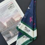 مینی اسکارف