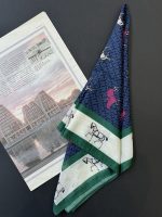 مینی اسکارف