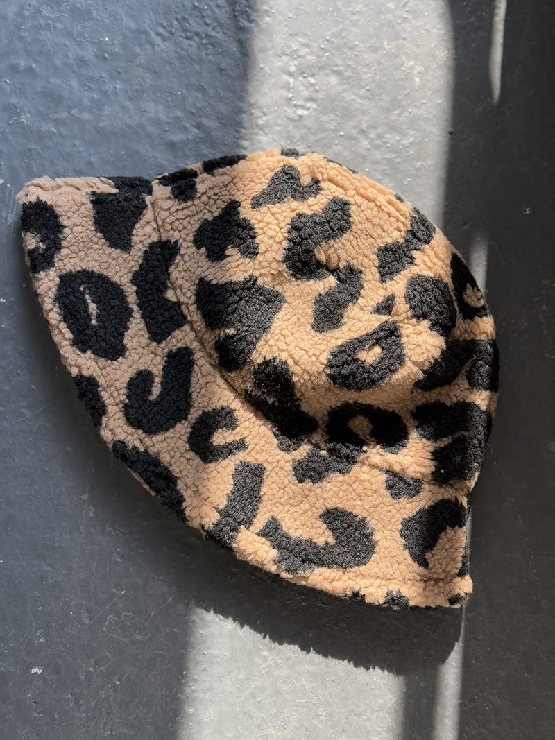 IMG_2992 4 copy کلاه باکت پلنگی کد ۱۶۱ - Image 2