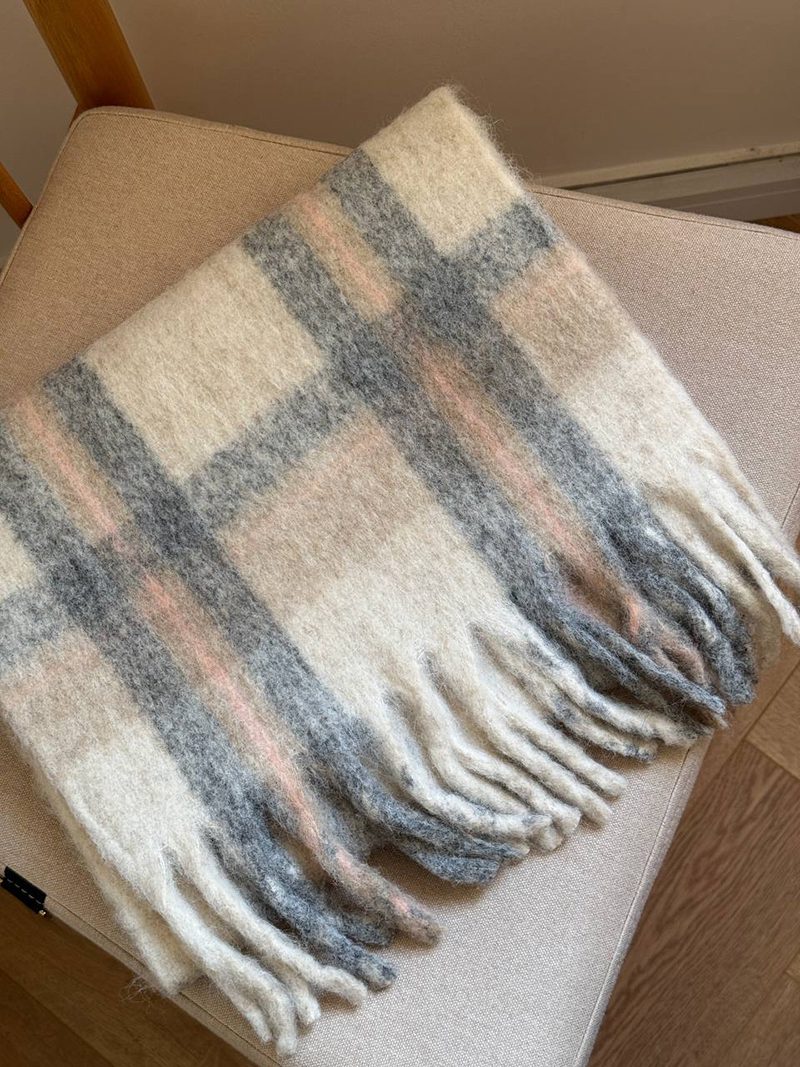 کرم بیگ اسکارف