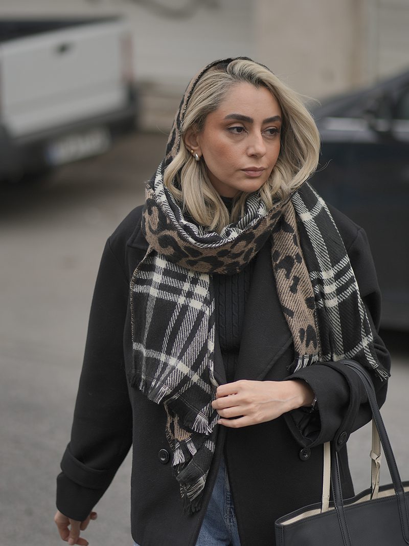 شال پلنگی، شال پاییزه