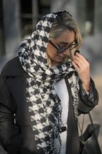 شال موهر چهارخونه کد ۸۳۹ - Image 2