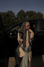 روسری سه گوش زبرا کد ۱۸۲