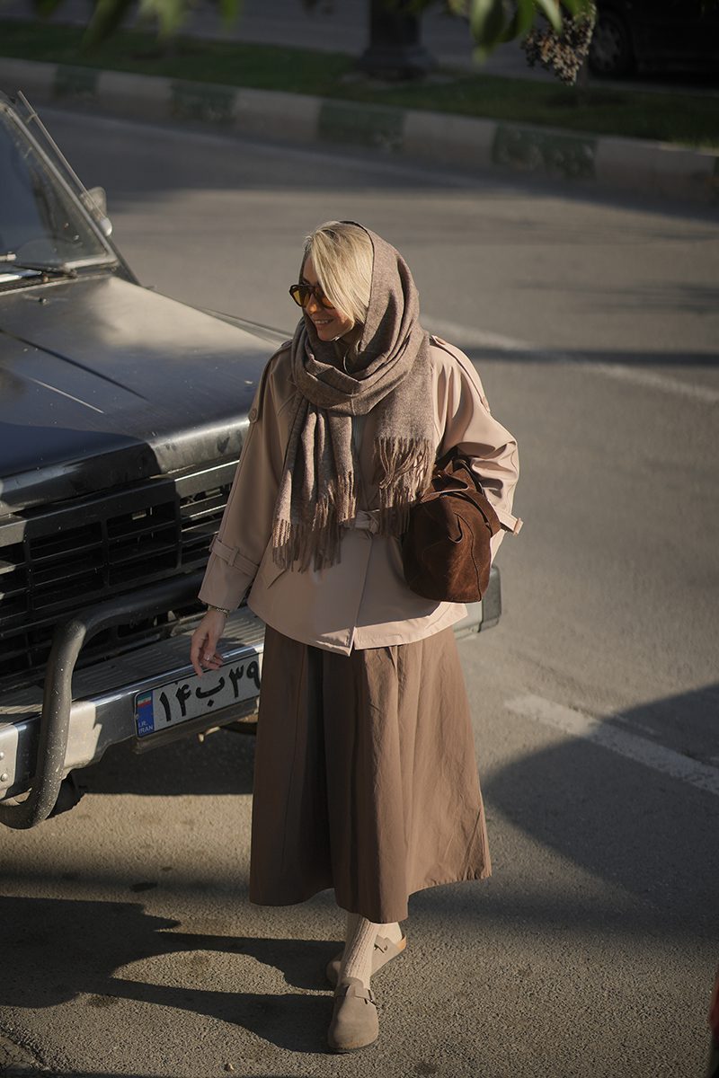 کرم ترنچ کت زنانه