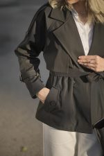 ترنچ کت زنانه کوتاه